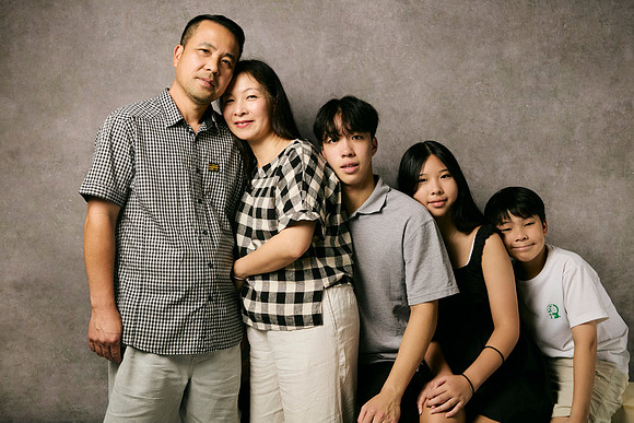 family-portrait-studio-editoral-sydney-raiynekim (13)